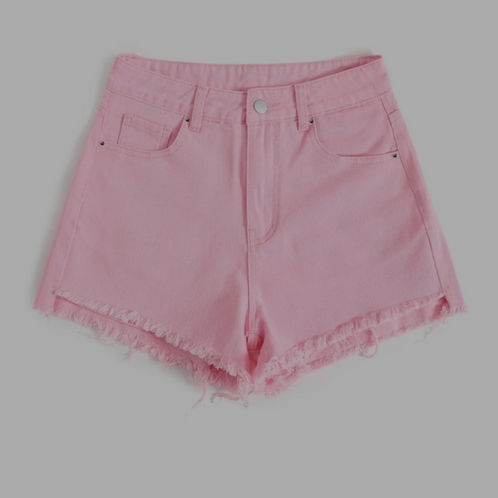 Slant pocket raw hem denim shorts